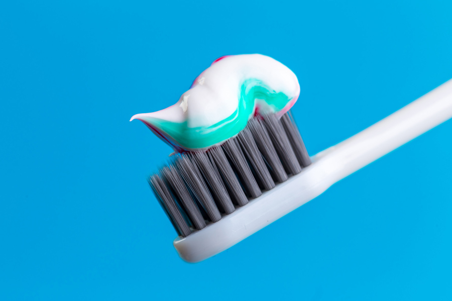 جرمگیری دندان خانگی