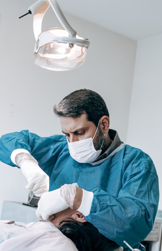 متخصص دندانپزشکی